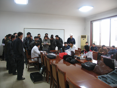 �����M���w�z